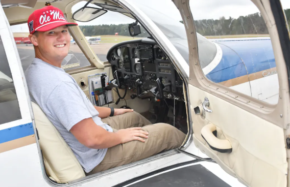 Wesley Bolden and Jordan Hall Obituary: Marshall County Plane Crash Kills Flight Instructor and Teen